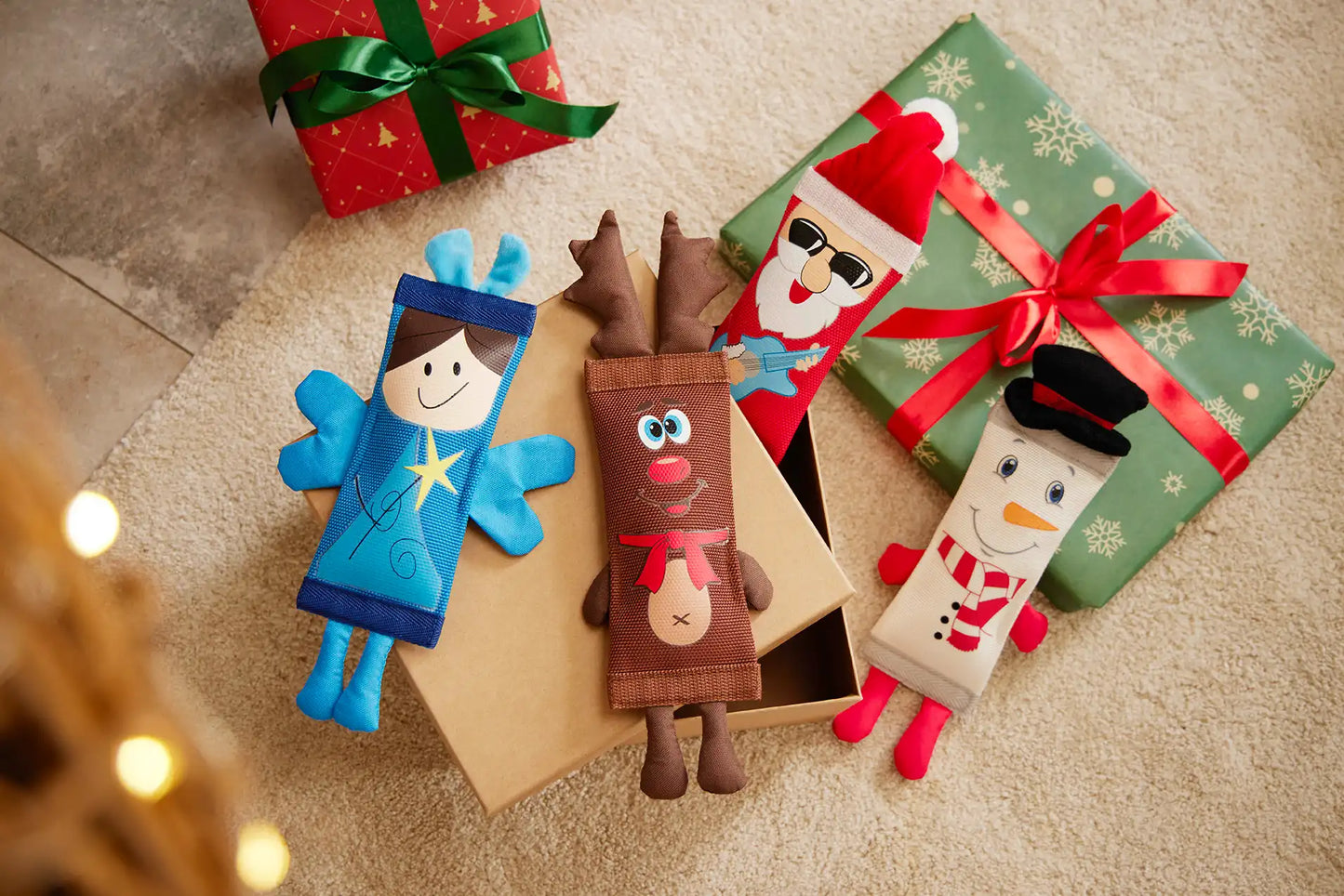 Weihnachtsmann aus Feuerwehrschlauch